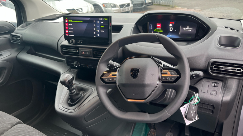 Peugeot Partner Long Diesel 1.5 BlueHDi 100 Professional Plus Van